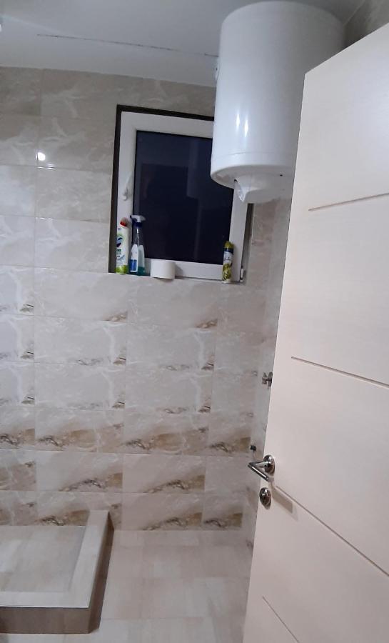 Lux Apartman Cacak Exterior photo
