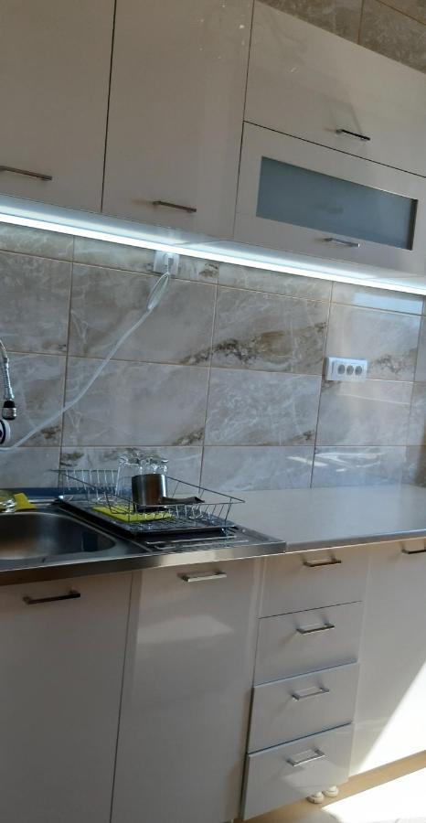 Lux Apartman Cacak Exterior photo