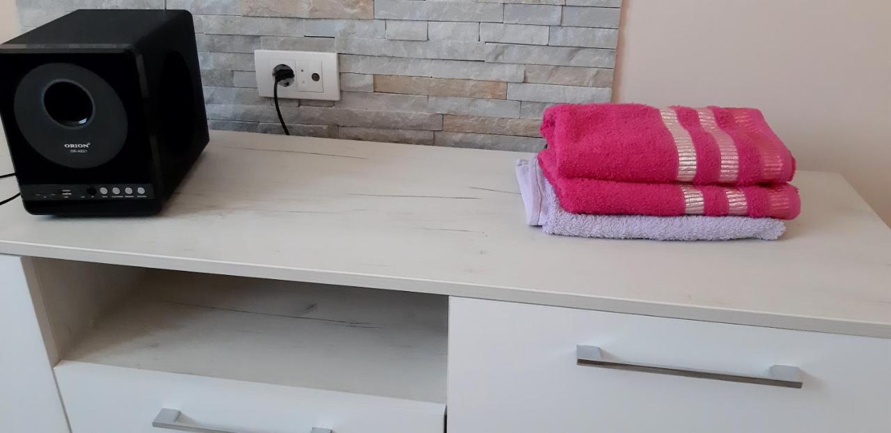 Lux Apartman Cacak Exterior photo